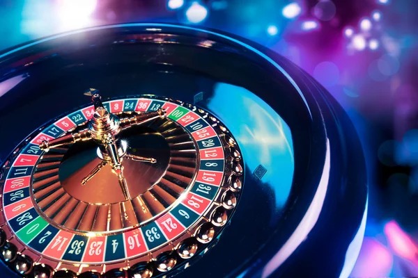 Live Teen Patti dealer at ledak 288 casino table